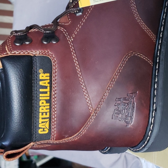 CATERPILLAR Men brown work boots size 13 - Picture 2 of 11